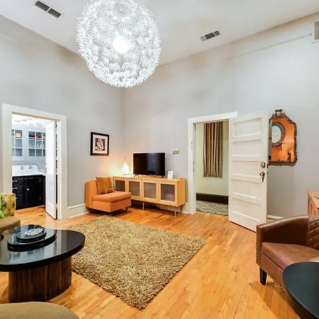 Decatur Gem On Historic Main St City Square Views